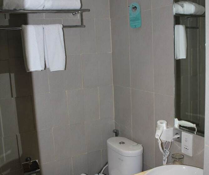 غرفة ديلوكس, Bedrock Hotel Kuta