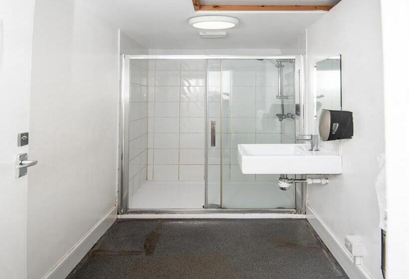 Номер Стандарт Индивидуальный Совместная Ванная, Chriss Motel