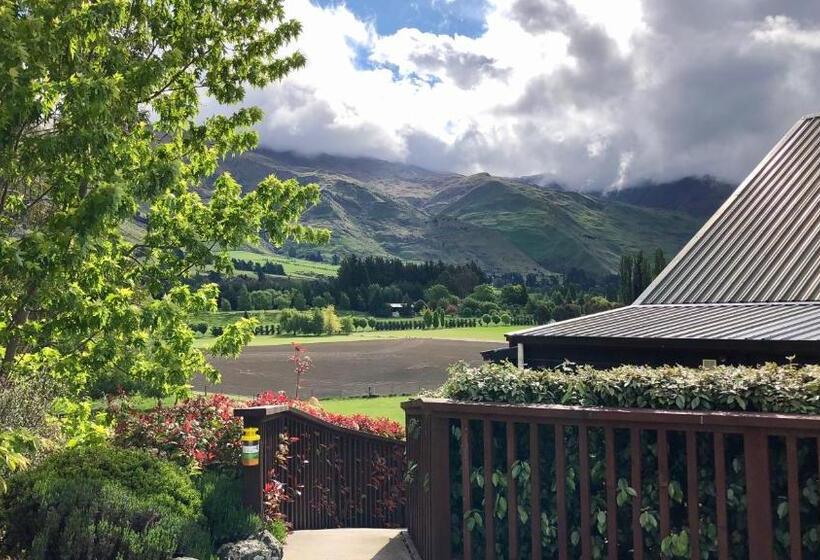 إستوديو قياسى, Alpine View Lodge