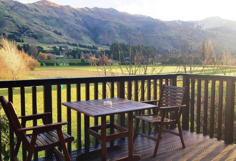 إستوديو قياسى, Alpine View Lodge