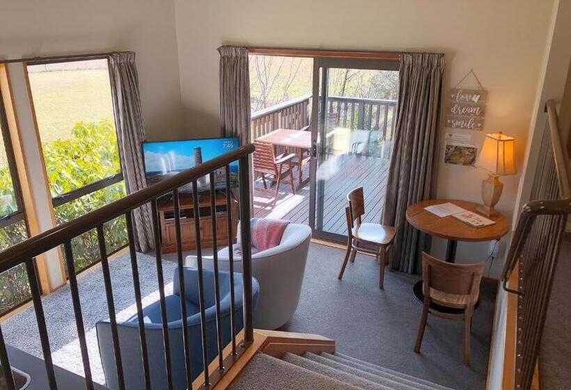 إستوديو قياسى, Alpine View Lodge