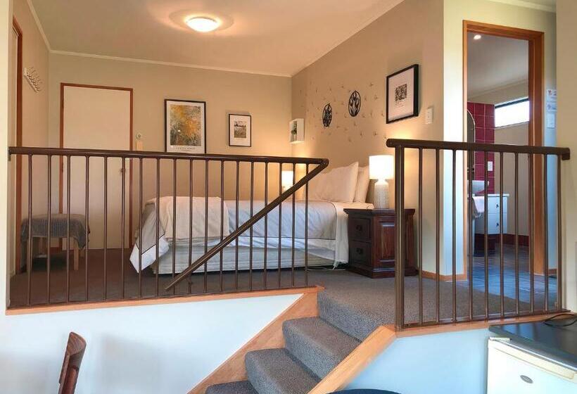 إستوديو قياسى, Alpine View Lodge