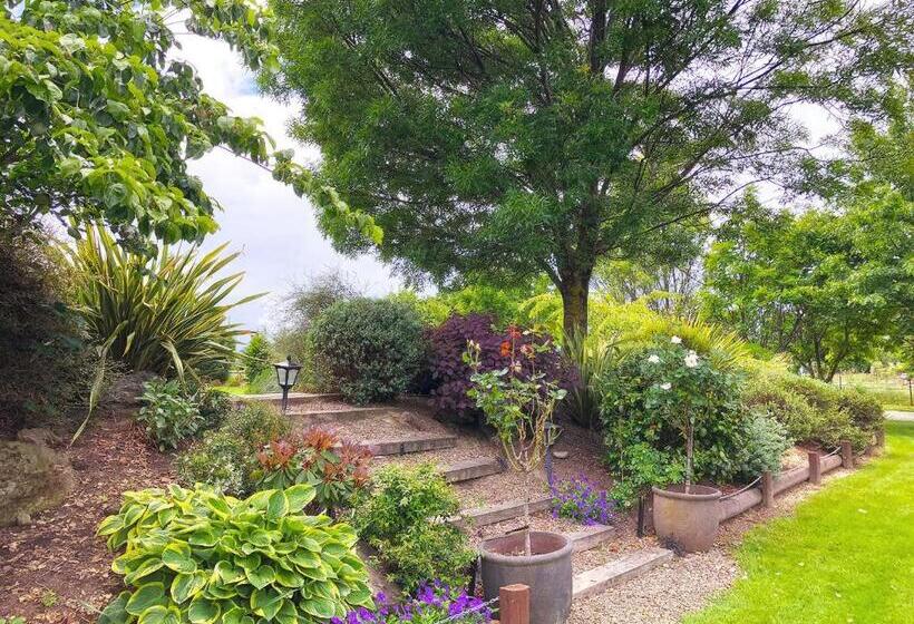 منزل غرفتين نوم, Alpine View Lodge