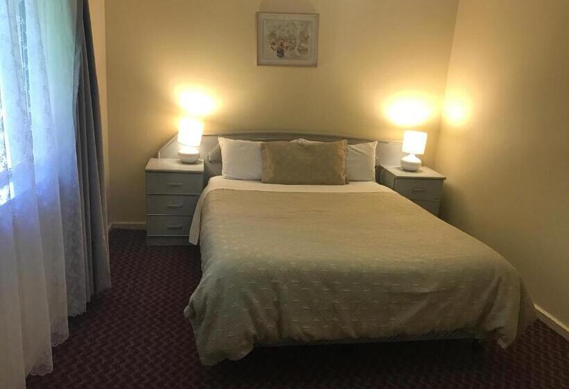 בית, 2 חדרי שינה, Carnegie Motor Inn