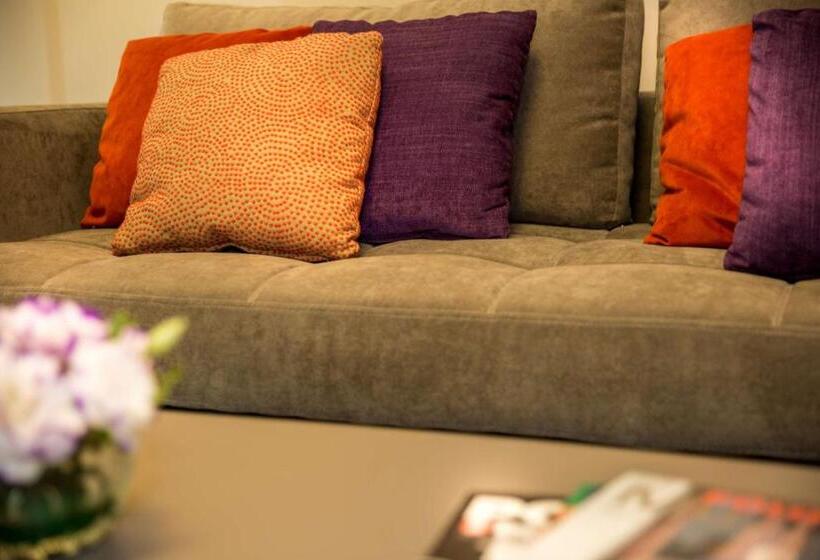 اتاق استاندارد, Dazzler By Wyndham Polo