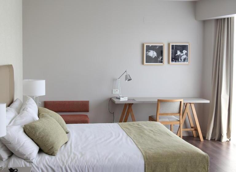 سوییت, Dazzler By Wyndham Polo