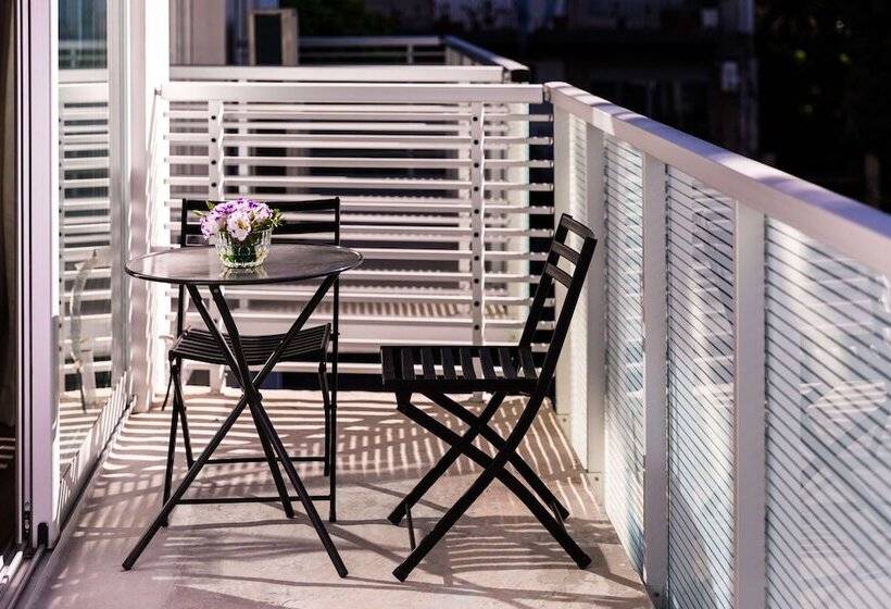 سوییت, Dazzler By Wyndham Polo