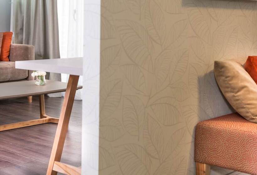 سوییت, Dazzler By Wyndham Polo