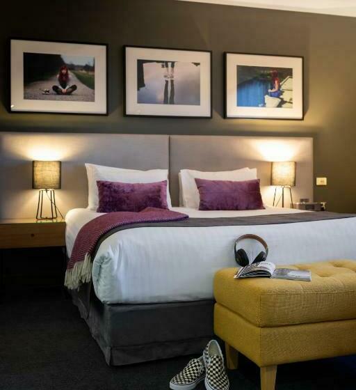 スタンダードスタジオ, East Hotel And Apartments