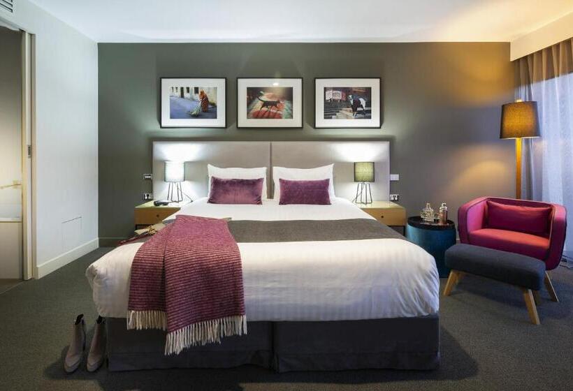 身障者適用スタンダードルーム, East Hotel And Apartments