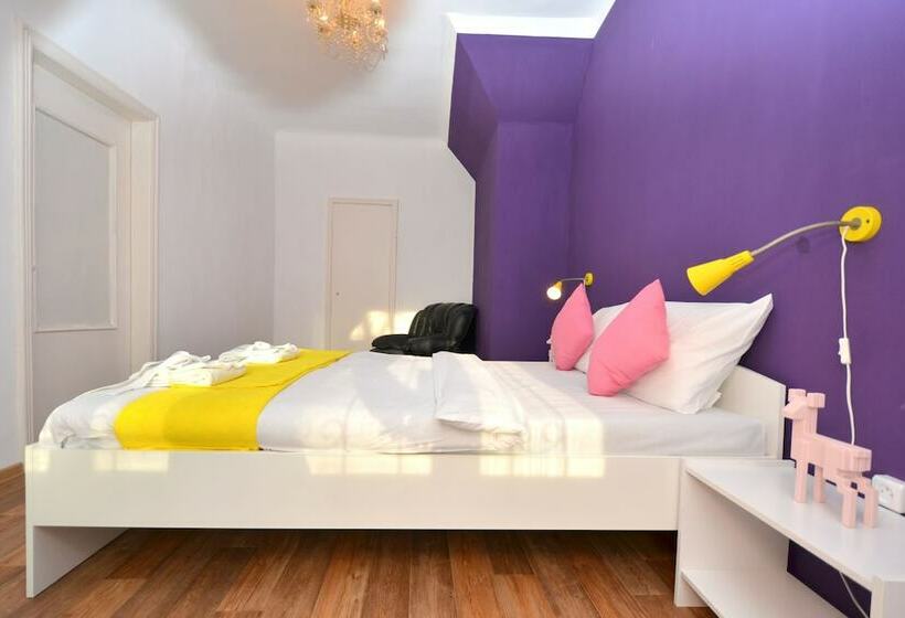 スーペリアールーム, Hostel Leto