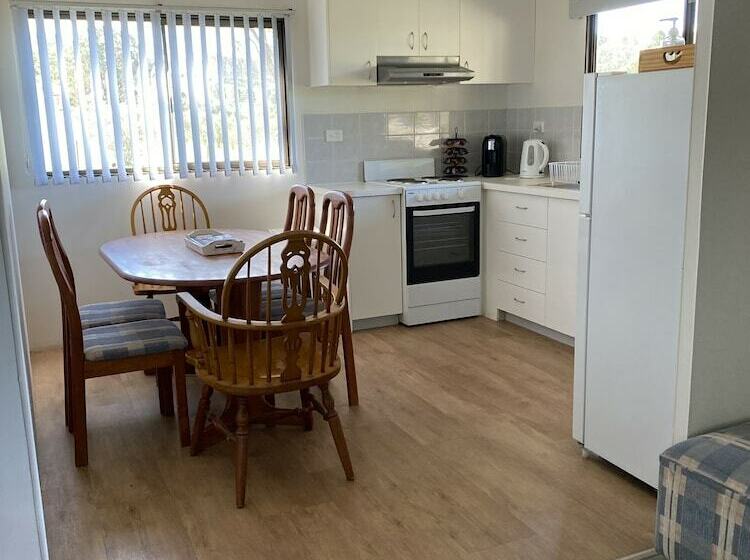 בית, 2 חדרי שינה, Hunter Homestead