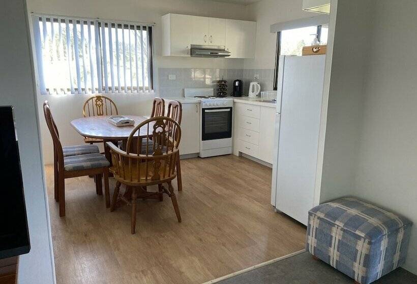 בית, 2 חדרי שינה, Hunter Homestead