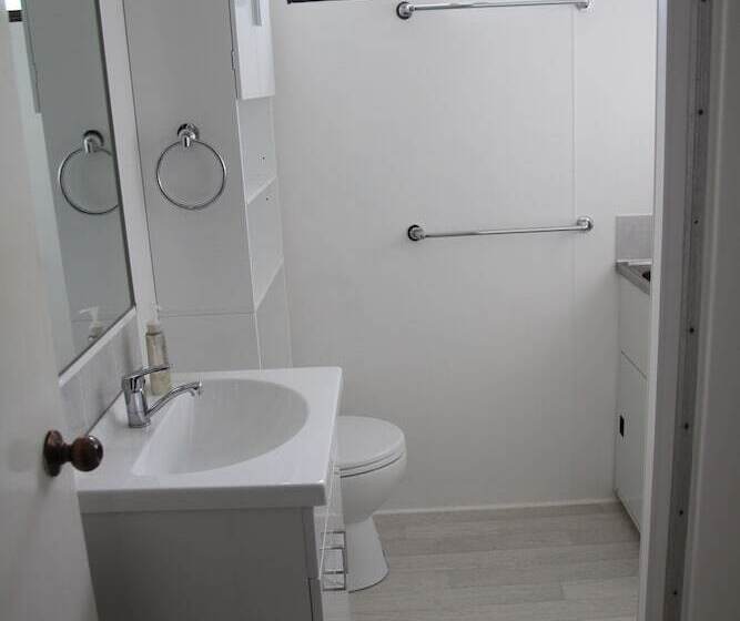 בית, 2 חדרי שינה, Hunter Homestead