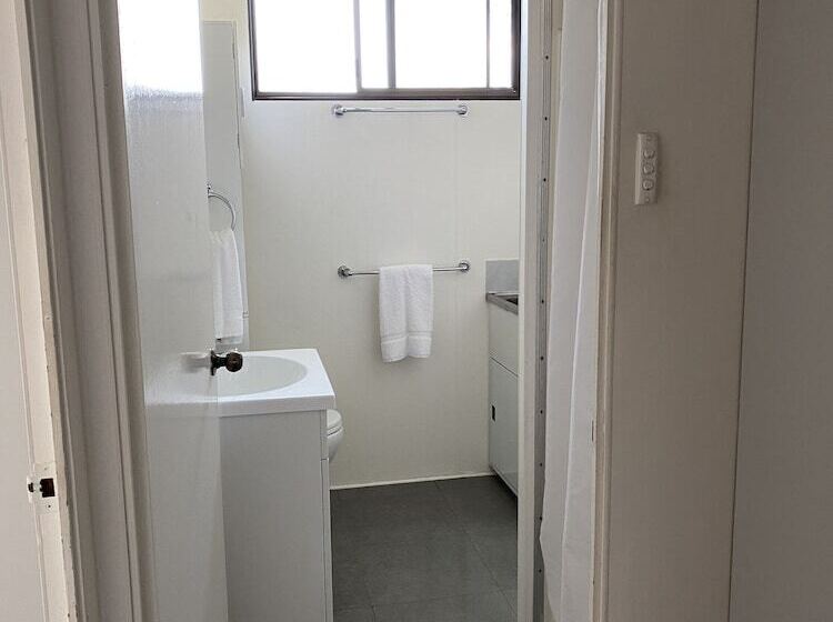 בית, 2 חדרי שינה, Hunter Homestead