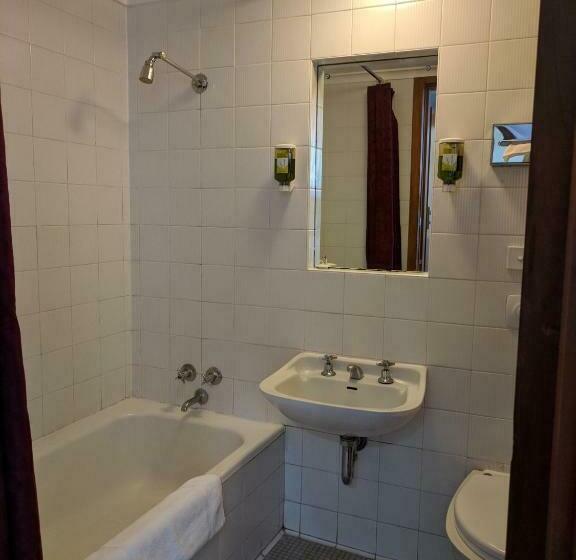 סוויטה, Prince Of Wales