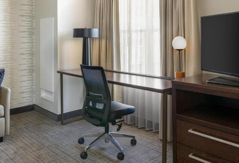 带大床的套房, Residence Inn By Marriott Kansas City At The Legends