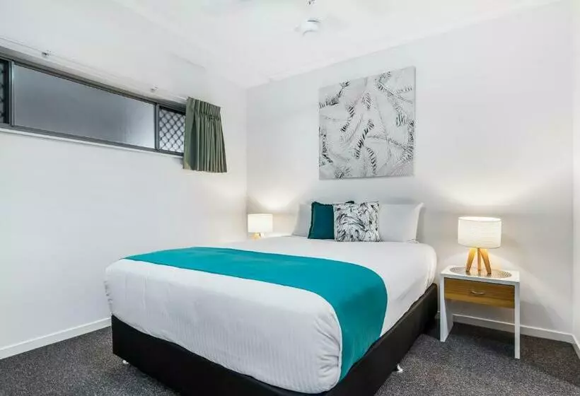 バルコニー付き１ベッドルームアパートメント, Rovera Apartments