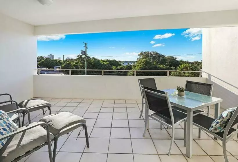 バルコニー付き１ベッドルームアパートメント, Rovera Apartments