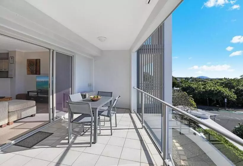 バルコニー付き１ベッドルームアパートメント, Rovera Apartments