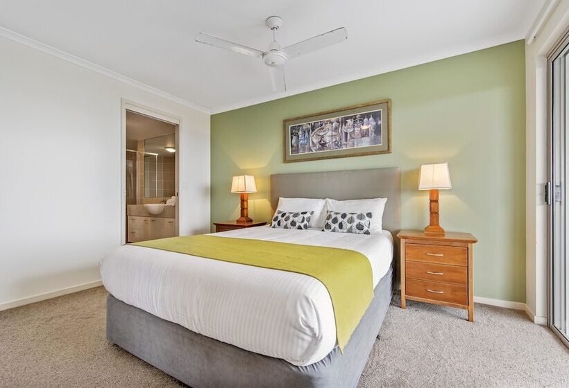 آپارتمان 2 خوابه با چشمانداز دریا, Rovera Apartments