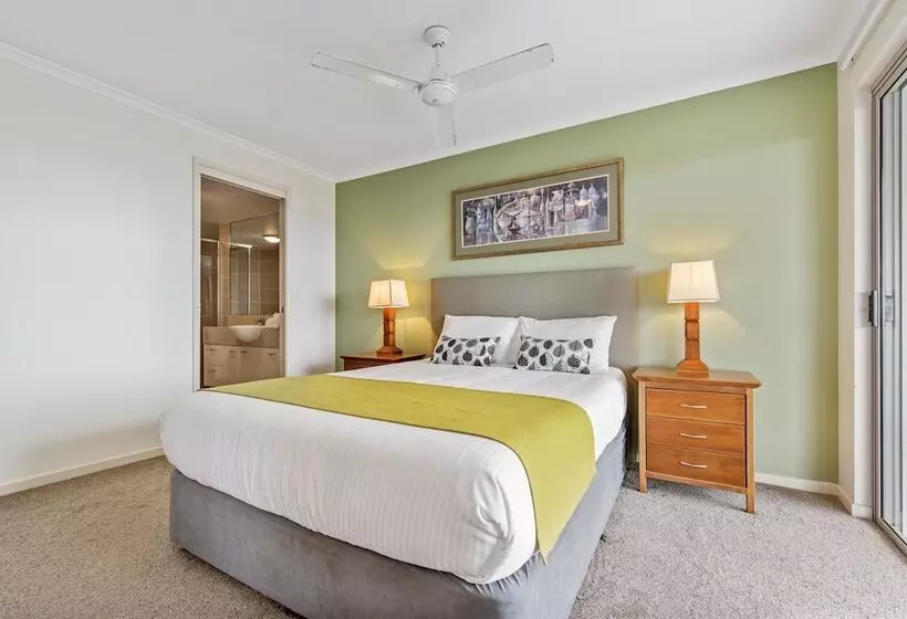 海の見える２ベッドルームアパートメント, Rovera Apartments