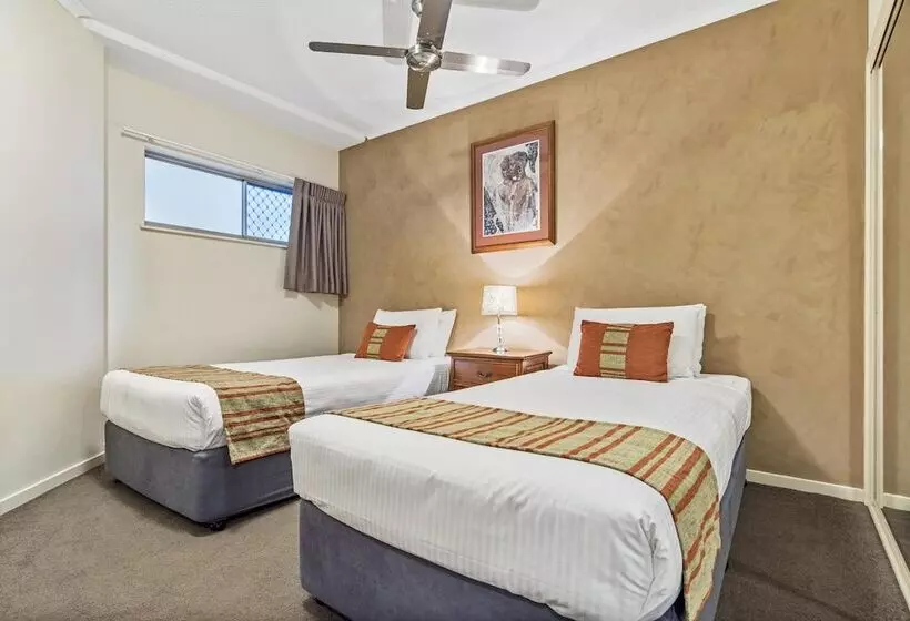 海の見える２ベッドルームアパートメント, Rovera Apartments