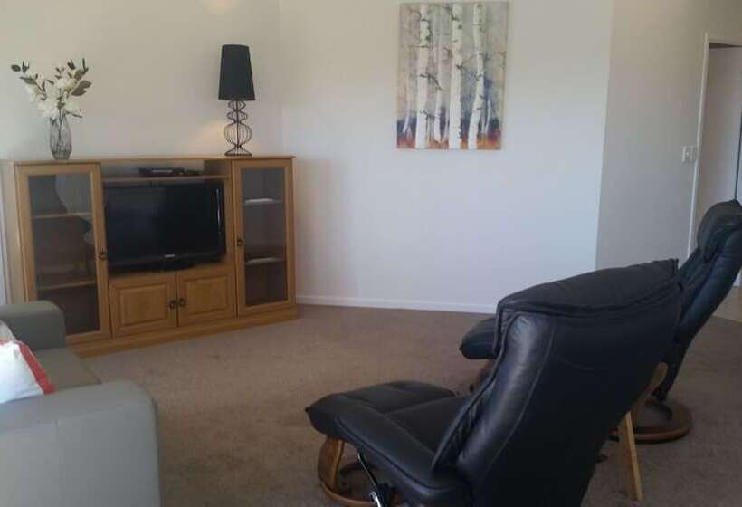 سوییت, Rovera Apartments