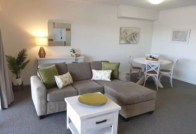 １ベッドルームアパートメント, Rovera Apartments