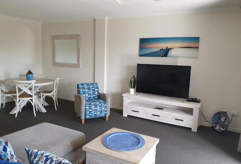 شقة غرفة واحدة, Rovera Apartments