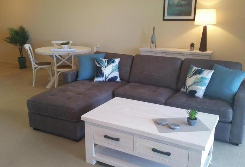 شقة غرفة واحدة, Rovera Apartments