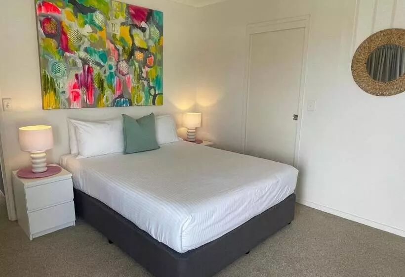 ２ベッドルームアパートメント, Rovera Apartments
