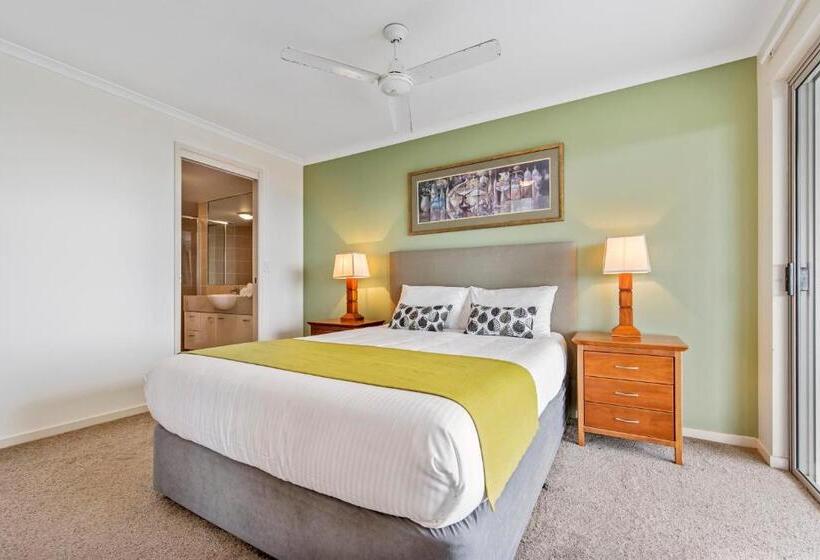 آپارتمان 2 خوابه با چشمانداز دریا, Rovera Apartments