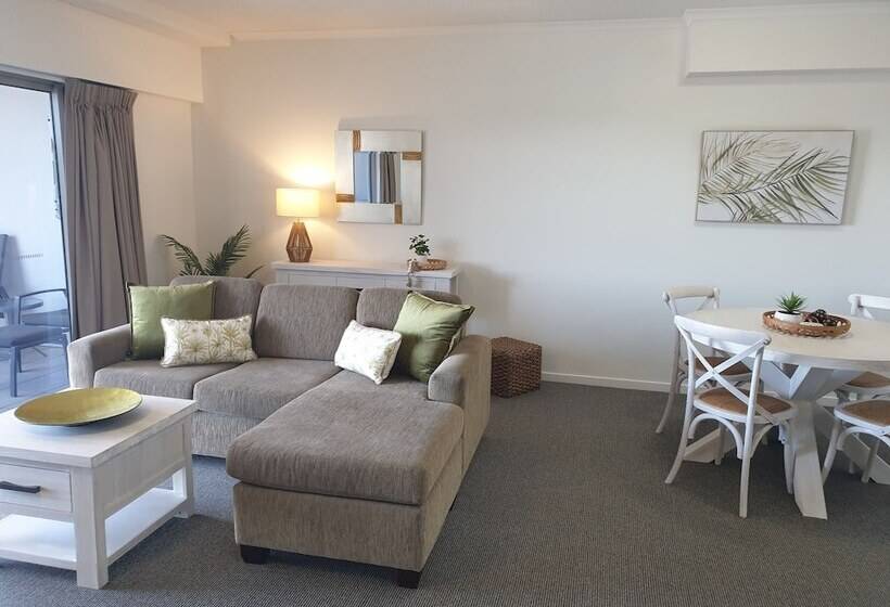 Апартаменты 1 Спальня, Rovera Apartments
