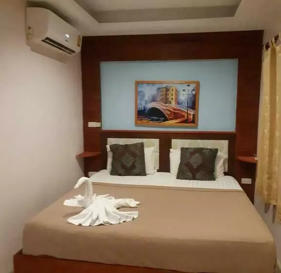 اتاق استاندارد, Sabai House
