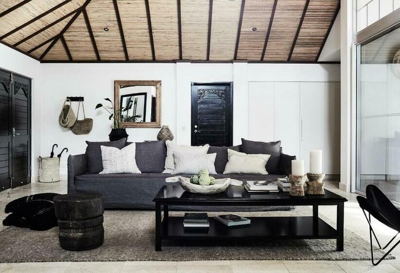 2침실 디럭스 풀빌라, The Villas Of Byron