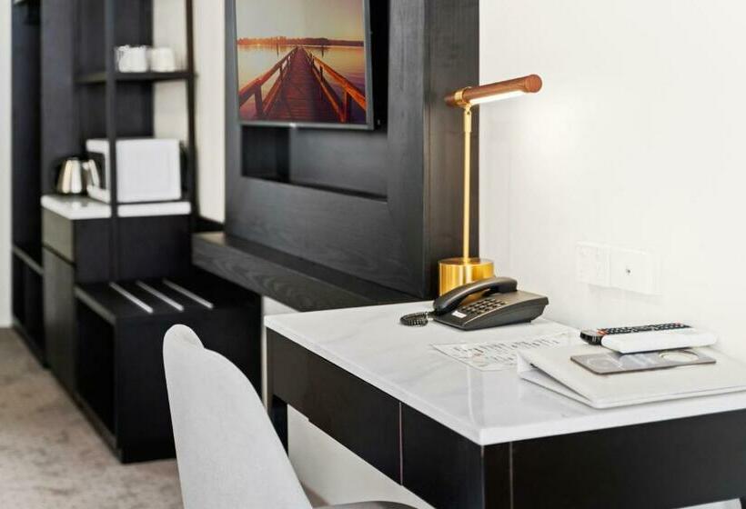 스탠다드 룸, Wm  Bankstown