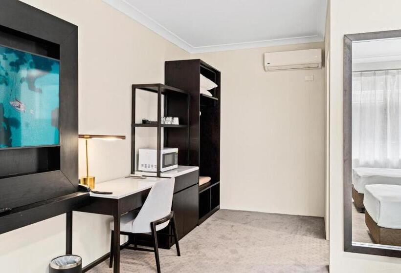 스탠다드 룸, Wm  Bankstown