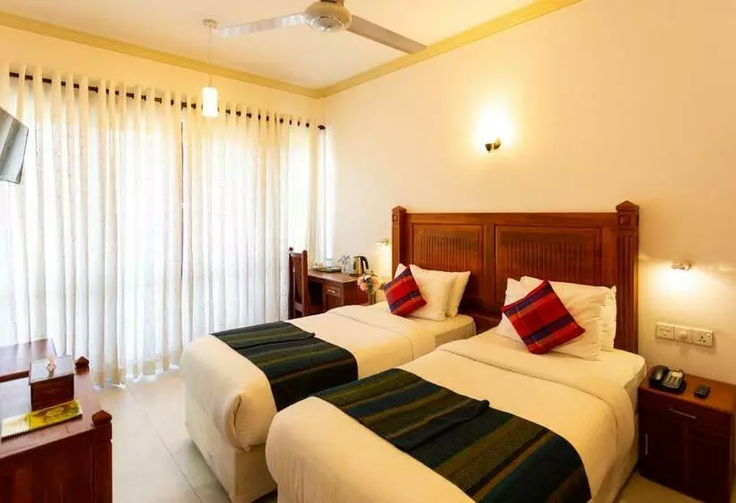 Deluxe Kamer met Balkon, Yo Kandy