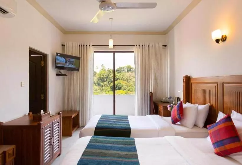 Deluxe Kamer met Balkon, Yo Kandy