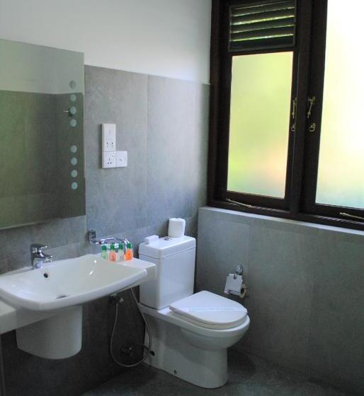 带阳台的豪华间, Yo Kandy