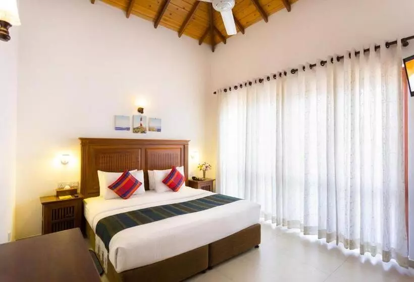 Deluxe Kamer met Uitzicht op het Meer, Yo Kandy