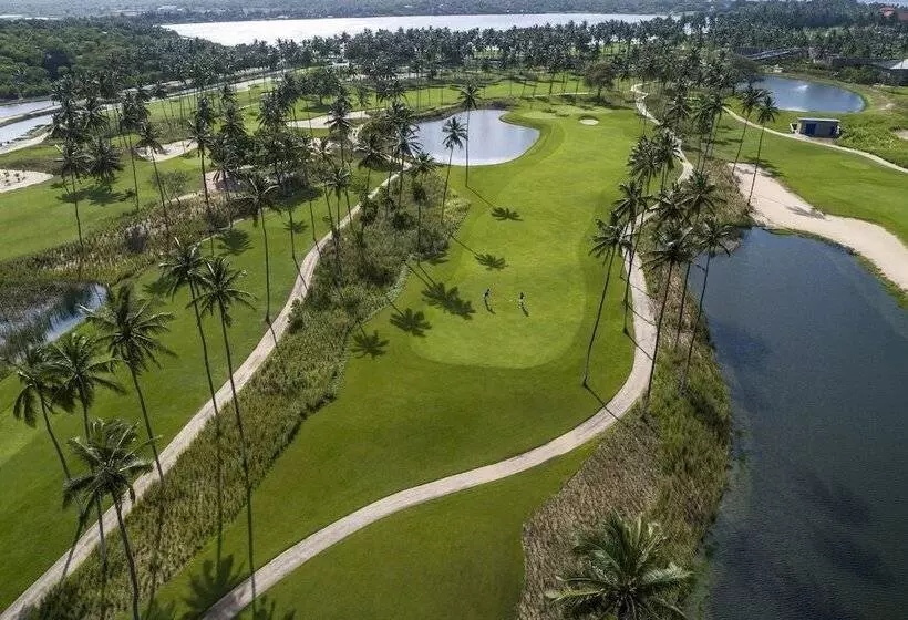 デラックスルーム, Shangrila Hambantota