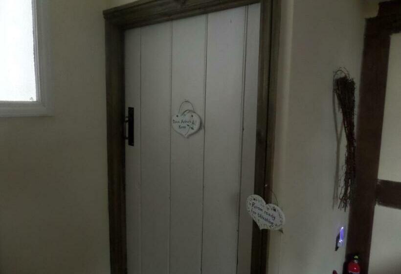 스탠다드 룸, Walford Court