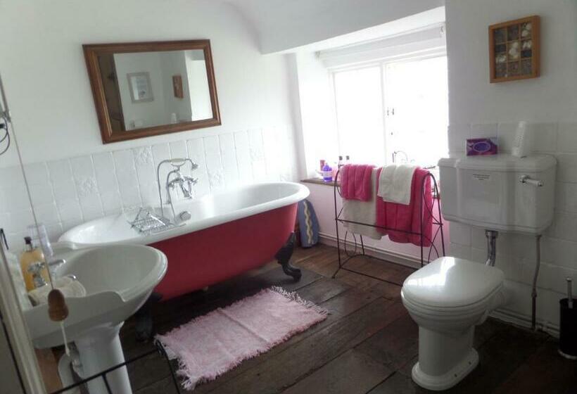 스탠다드 룸, Walford Court