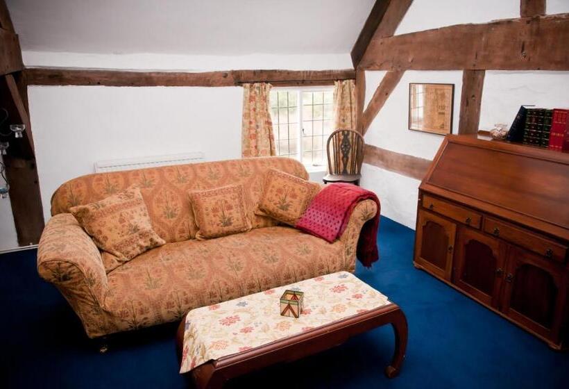 Люкс Повышенной Комфортности, Walford Court