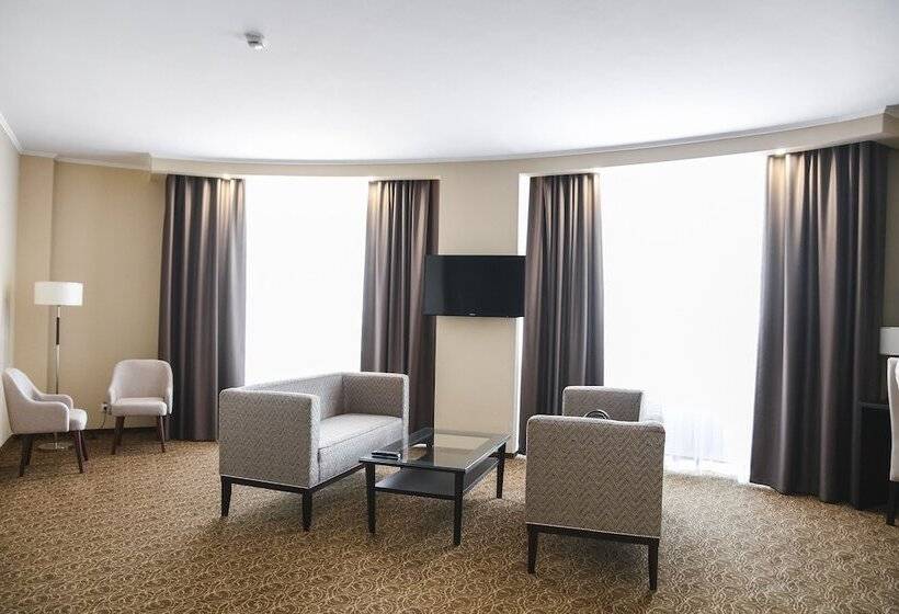 جناح رئاسى, Business Hotel Asia