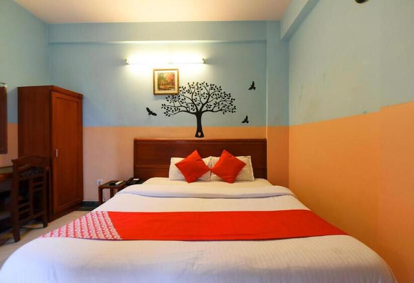 豪华三人间, Collection O Hotel Blue Bird