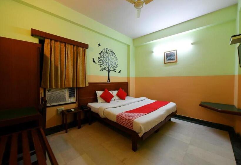 豪华三人间, Collection O Hotel Blue Bird