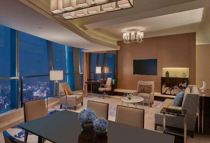 חדר דלוקס עם מיטת קינג, Hilton Haikou